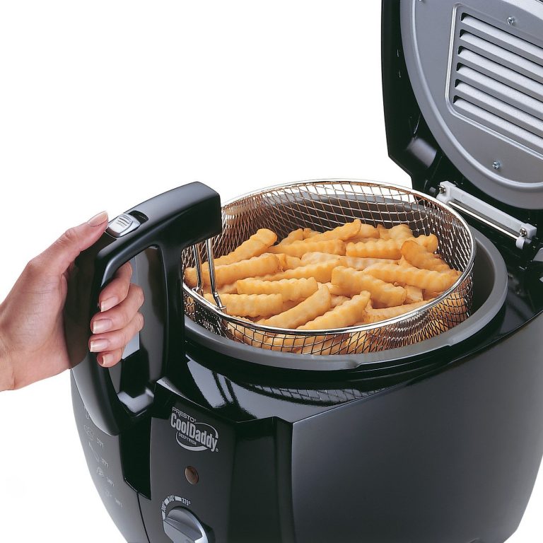 Presto 05442 CoolDaddy Cooltouch Deep Fryer Review Tasty DeepFried